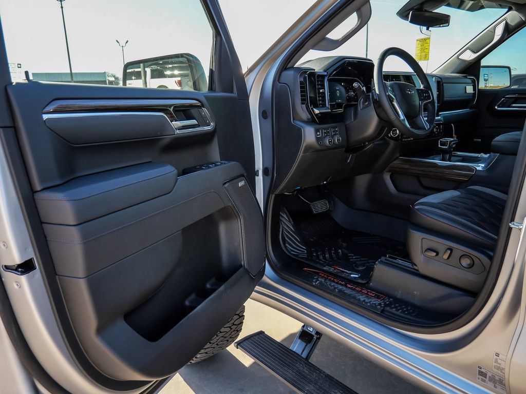 New 2026 Chevrolet Silverado 1500 RST AWD/4WD image 39