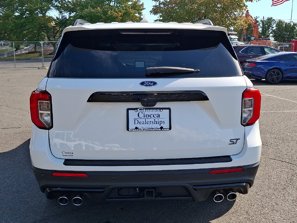 Used 2023 Ford Explorer ST w/ Equipment Group 401A AWD/4WD image 8