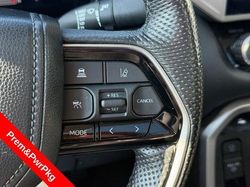 Used 2024 Toyota Tundra Limited AWD/4WD image 21