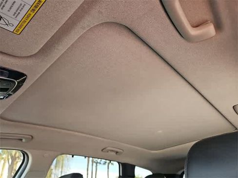 Certified 2022 Hyundai Santa Fe Limited image 19