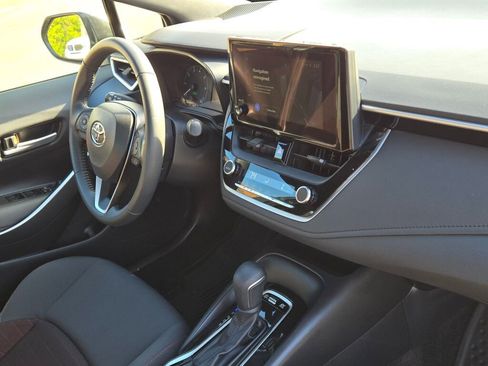 Used 2025 Toyota Corolla SE image 7