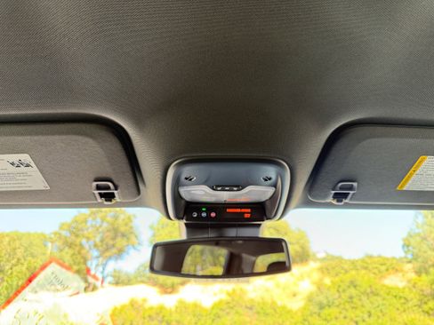 New 2025 Chevrolet Colorado Z71 w/ Technology Package image 18