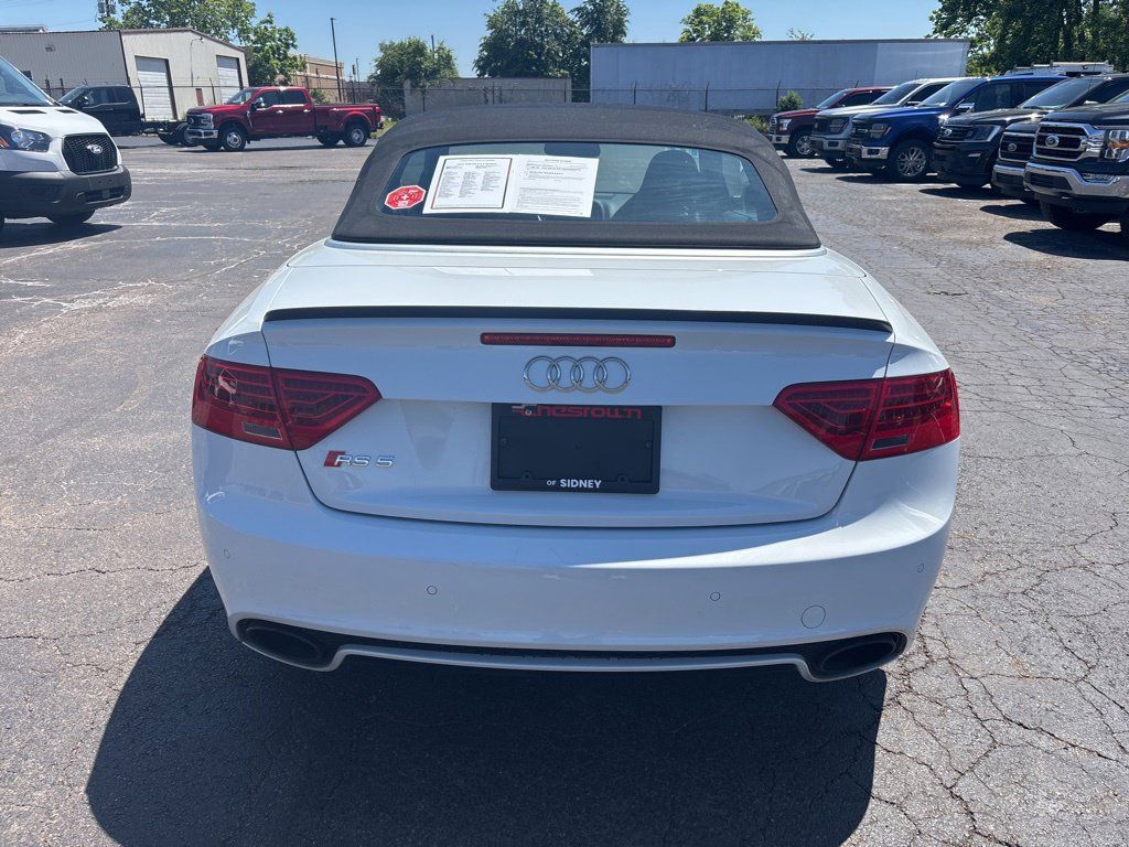 Used 2015 Audi RS 5 Cabriolet AWD/4WD image 4