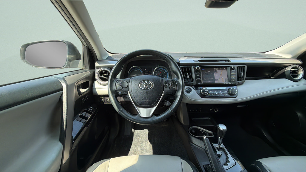 Used 2018 Toyota RAV4 Limited w/ Advanced Technology Package AWD/4WD image 13