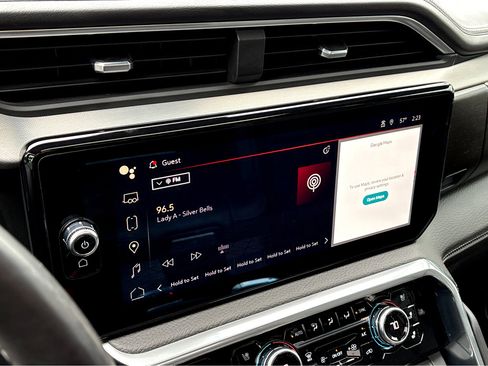 Used 2023 GMC Sierra 1500 Denali image 8