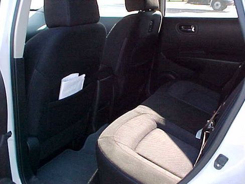 Used 2012 Nissan Rogue SV AWD/4WD image 15