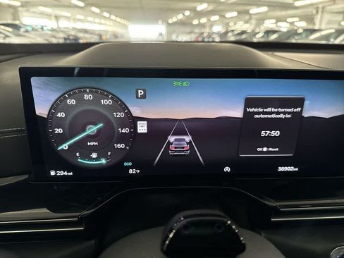 Used 2025 Genesis GV80 2.5T Standard AWD/4WD image 15