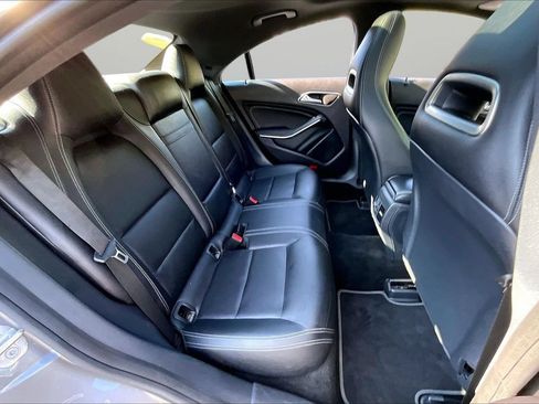 Used 2019 Mercedes-Benz CLA 250 4MATIC image 24