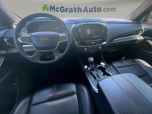 Used 2023 Chevrolet Traverse RS AWD/4WD image 9