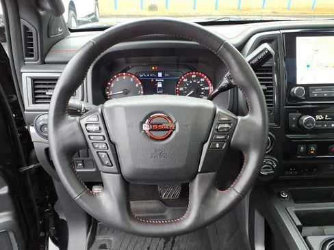 Used 2024 Nissan Titan PRO-4X w/ Pro-4x Convenience Package image 23