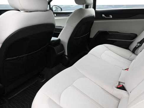 Used 2021 Kia K5 LXS image 21