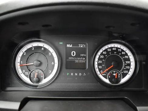 Used 2024 RAM 1500 Classic SLT image 26