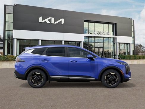 New 2026 Kia Sportage EX image 8