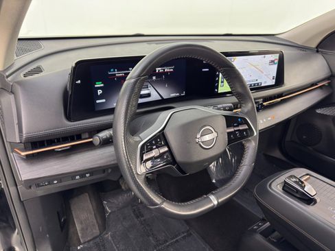 Used 2023 Nissan Ariya FWD image 12