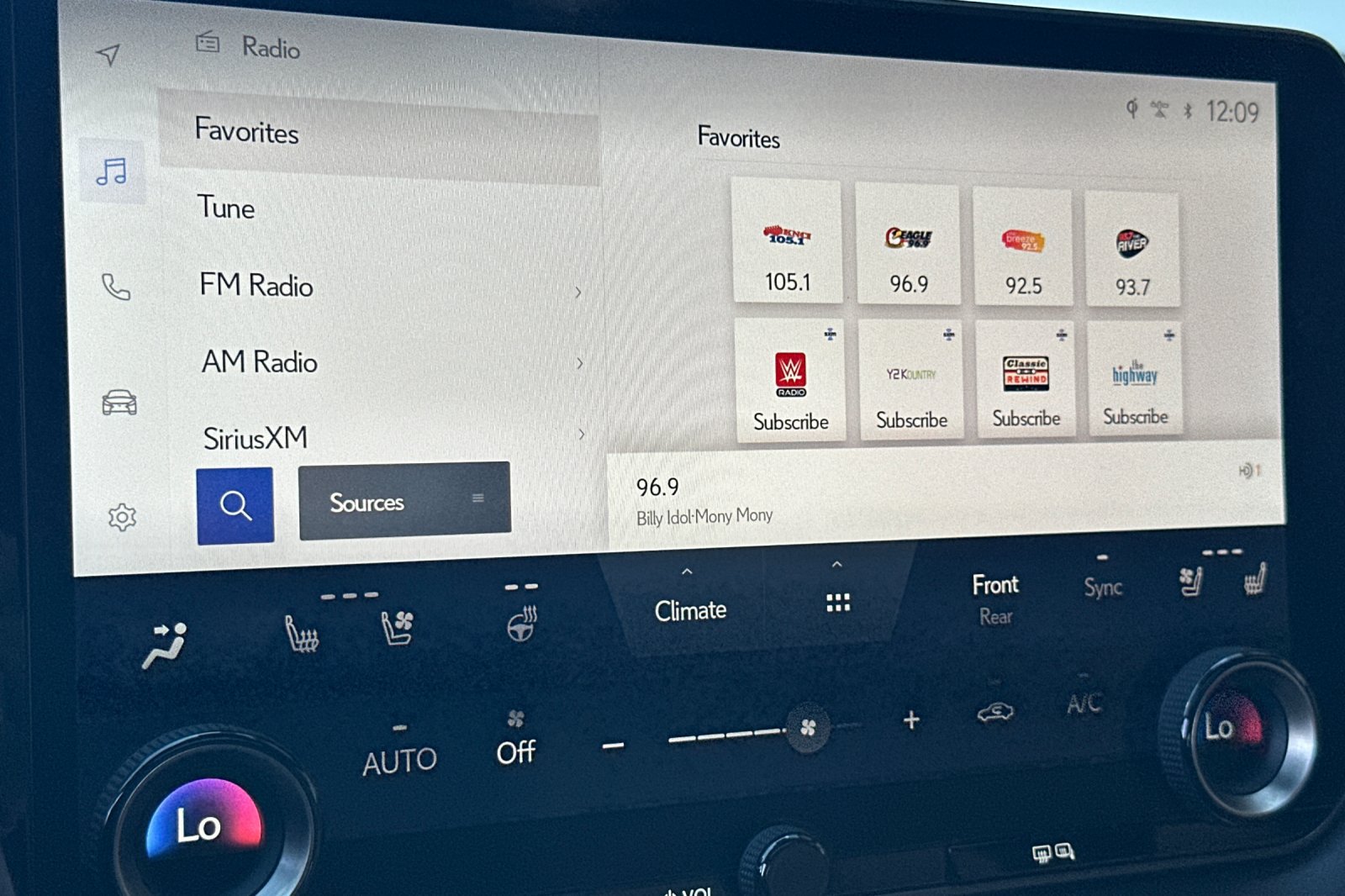 Certified 2023 Lexus RX 350 w/ Cold Area Package AWD/4WD image 15