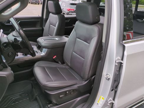 Certified 2022 Chevrolet Silverado 1500 LTZ w/ LTZ Premium Package image 19