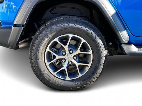 Certified 2024 Jeep Wrangler Sport image 33