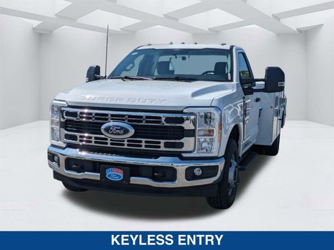 New 2024 Ford F350 XL w/ XL Chrome Package image 8