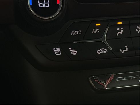 Used 2014 Chevrolet Corvette Stingray Coupe w/ 2LT Preferred Equipment Group image 29