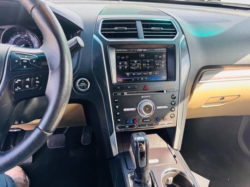 Used 2016 Ford Explorer Limited AWD/4WD image 11