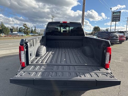 Used 2018 Ford F350 Platinum w/ Platinum Ultimate Package image 6