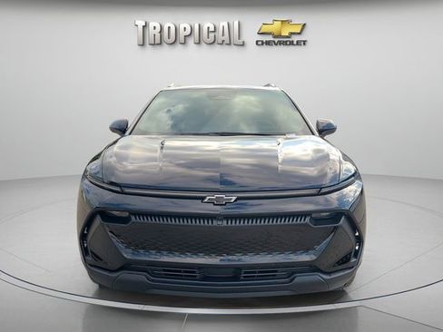 New 2026 Chevrolet Equinox EV LT image 8