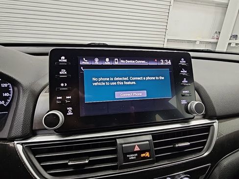 Used 2018 Honda Accord Sport image 15