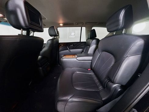 Used 2016 INFINITI QX80 w/ Deluxe Technology Package image 31