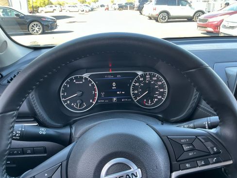 Used 2020 Nissan Sentra SV image 10