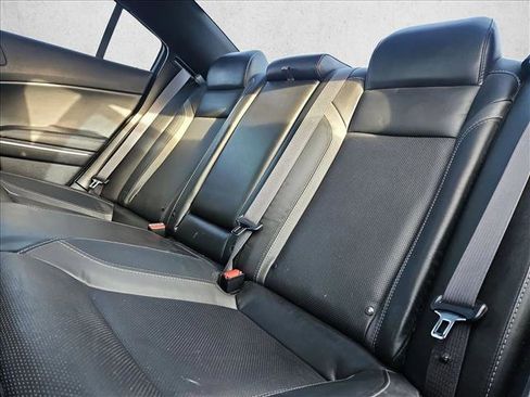 Used 2019 Dodge Charger SXT w/ Leather Interior Group image 15