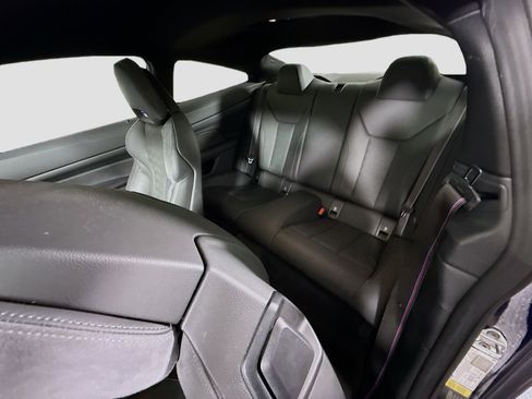 Used 2022 BMW M4 Competition w/ Executive Package RWD image 25
