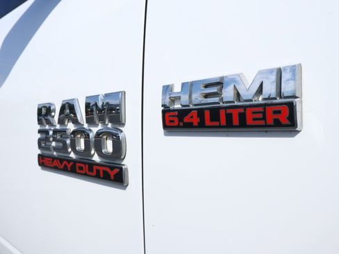 Used 2018 RAM 2500 Tradesman w/ Popular Equipment Group RWD image 4