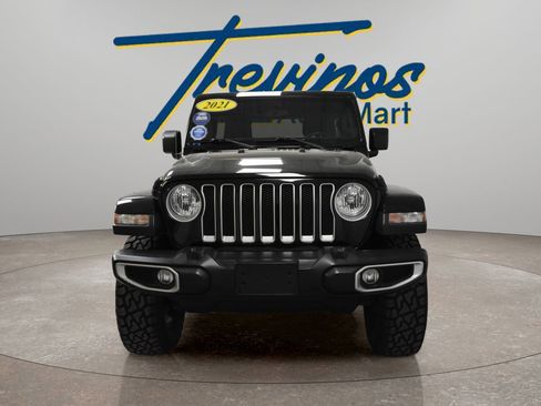 Used 2021 Jeep Wrangler Unlimited Sahara image 3