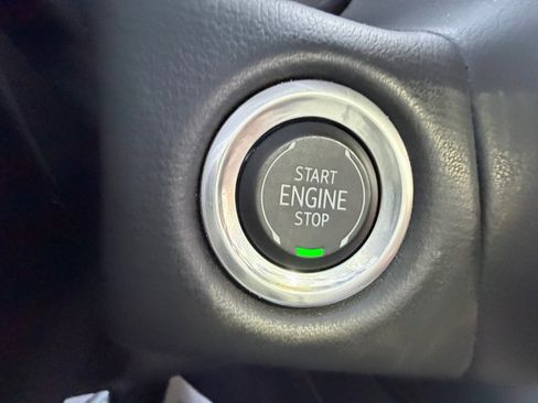 Used 2023 Chevrolet Tahoe Premier image 30