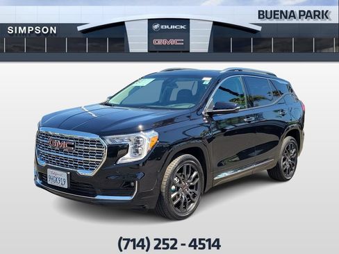 Used 2024 GMC Terrain Denali w/ Black Diamond Edition AWD/4WD image 4