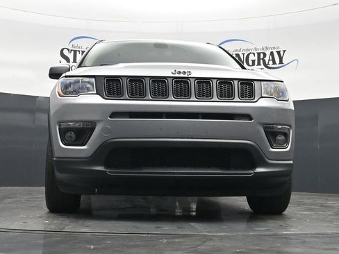 Used 2021 Jeep Compass Latitude FWD image 36
