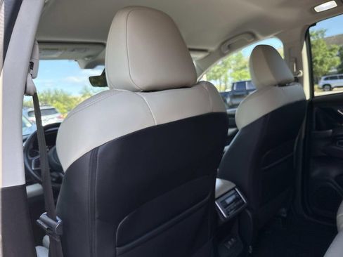 Used 2020 Subaru Ascent Limited image 14