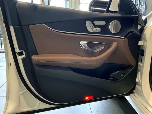 Certified 2021 Mercedes-Benz E 350 4MATIC Sedan image 15