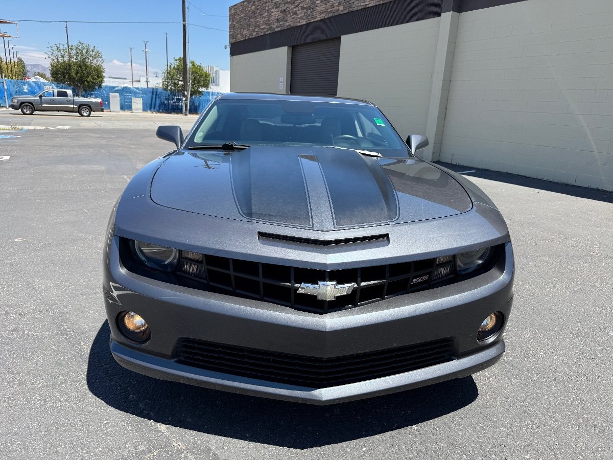 Used 2010 Chevrolet Camaro SS w/ LPO, Ground Effects Package RWD image 5