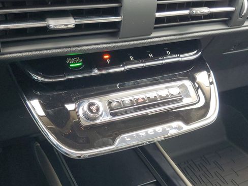 New 2025 Lincoln Corsair Grand Touring w/ Towing Package image 22