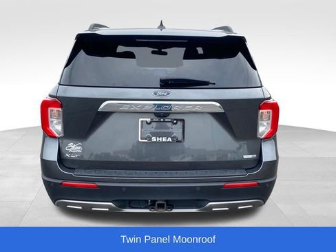 Used 2020 Ford Explorer XLT w/ Equipment Group 202A AWD/4WD image 4