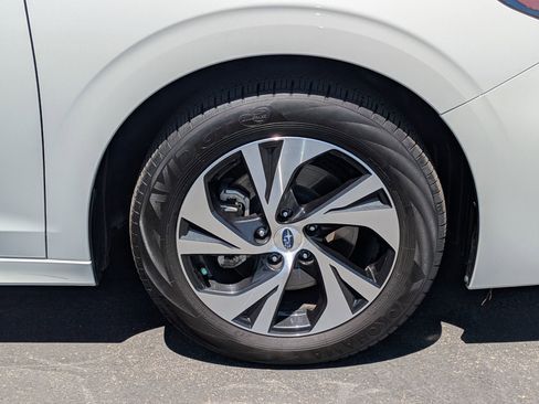 Used 2025 Subaru Legacy Premium AWD/4WD image 7