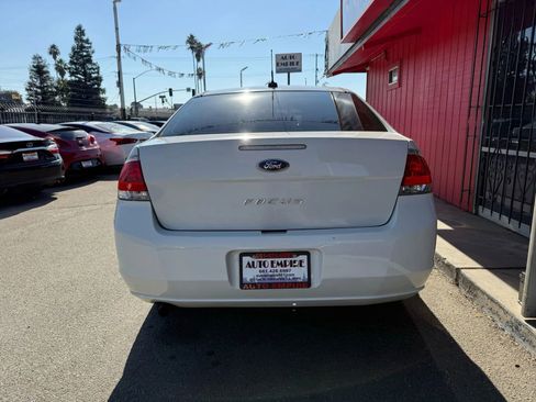 Used 2011 Ford Focus S image 6