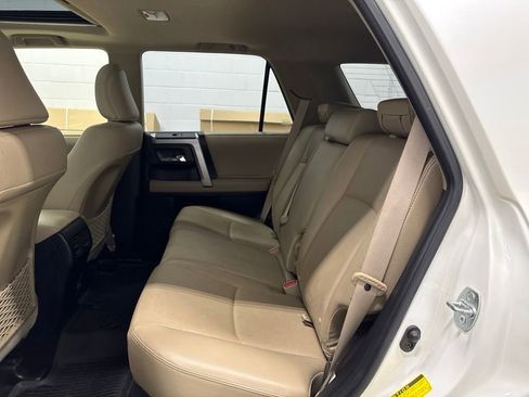 Used 2022 Toyota 4Runner Limited AWD/4WD image 32
