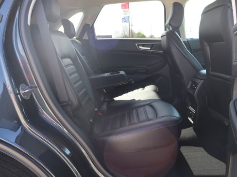 Used 2024 Ford Edge SEL w/ Convenience Package AWD/4WD image 11