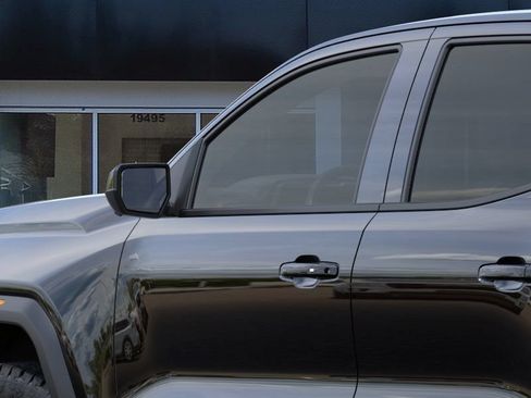 New 2026 GMC Canyon AT4 w/ Technology Plus Package AWD/4WD image 12
