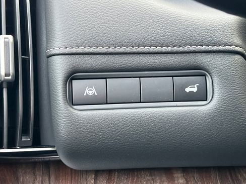 New 2026 Nissan Armada SL image 35