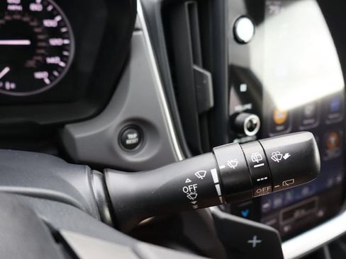 Certified 2025 Subaru Crosstrek 2.5i Premium AWD/4WD image 25