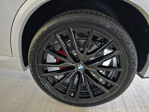 New 2026 BMW X5 sDrive40i w/ M Sport Package RWD image 13