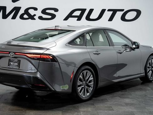 Used 2023 Toyota Mirai w/ Advanced Technology Package RWD image 4